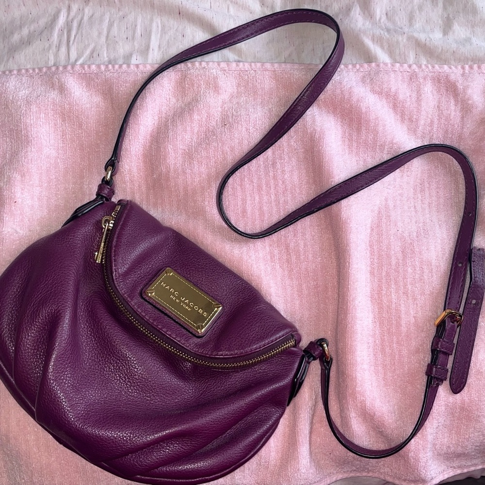 Marc Jacobs Plum Crossbody Bag - Picture 5 of 6